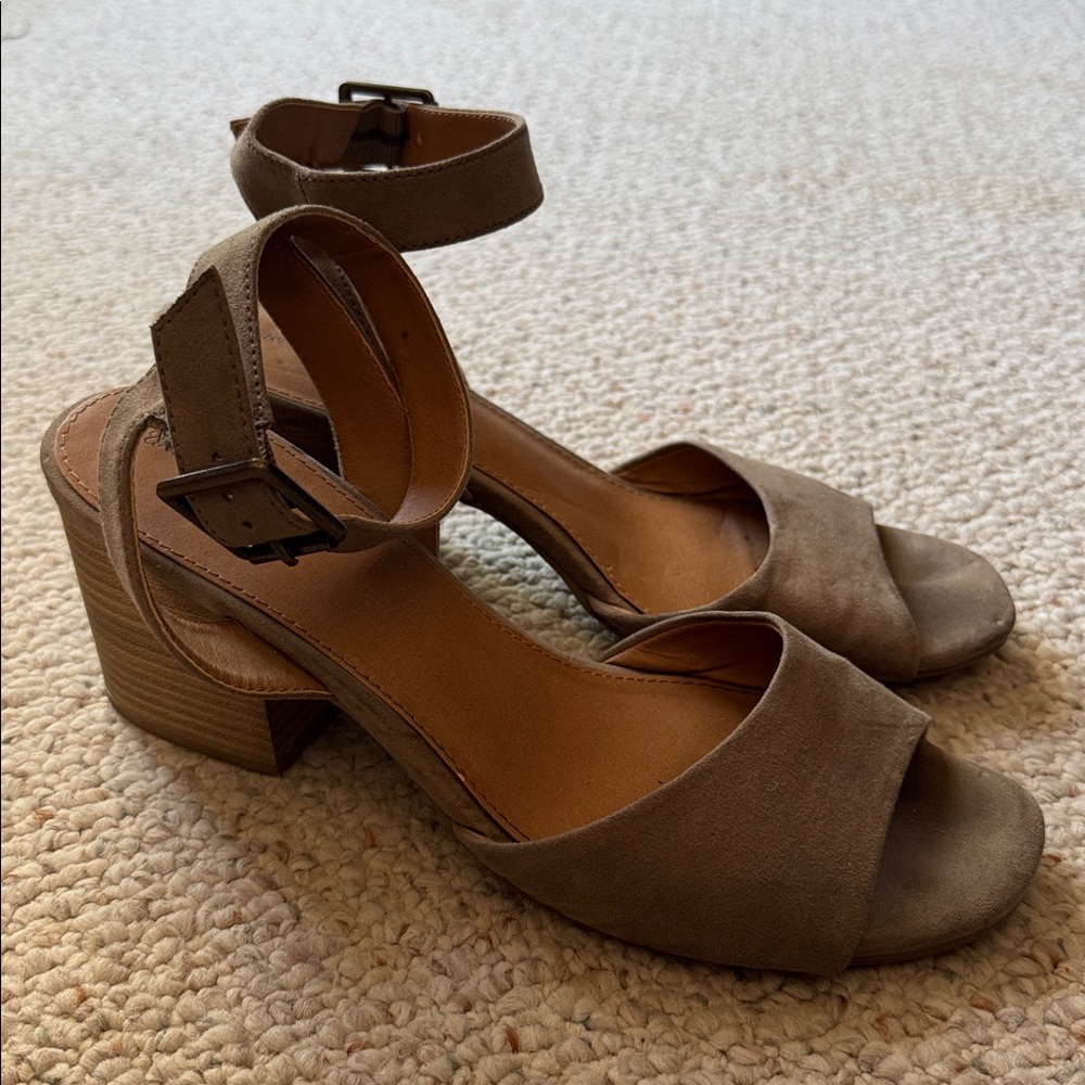 Brown-taupe Block Heel Sandals
